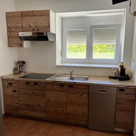 Apartmani Maksan Apartment