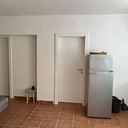 Apartmani Maksan Apartment *