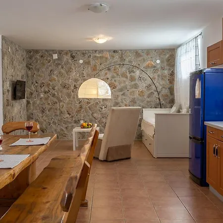 Apartmani Maksan Apartment