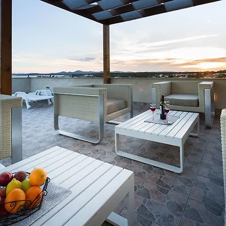 Apartmani Maksan Apartment *