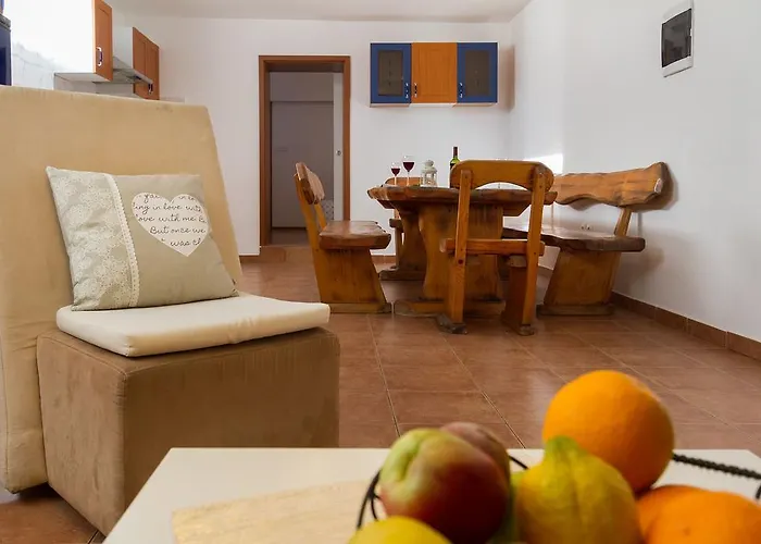 Apartament Maksan *