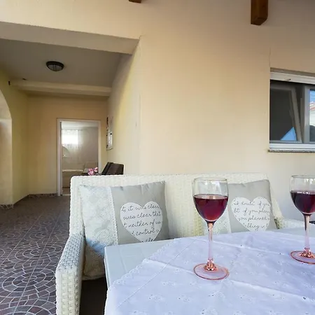 Apartmani Maksan *