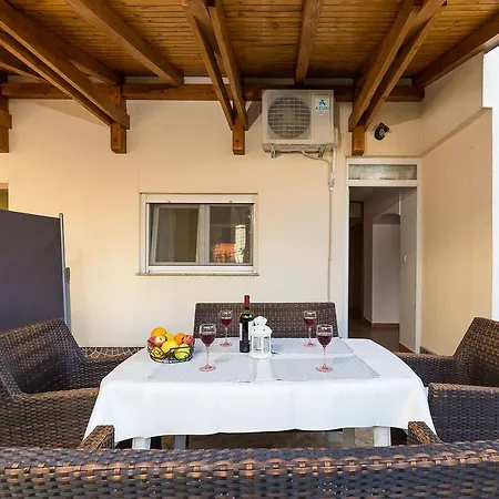Apartmani Maksan *