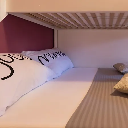 Apartmani Maksan Pakostane