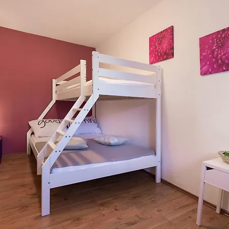 Apartmani Maksan Pakostane